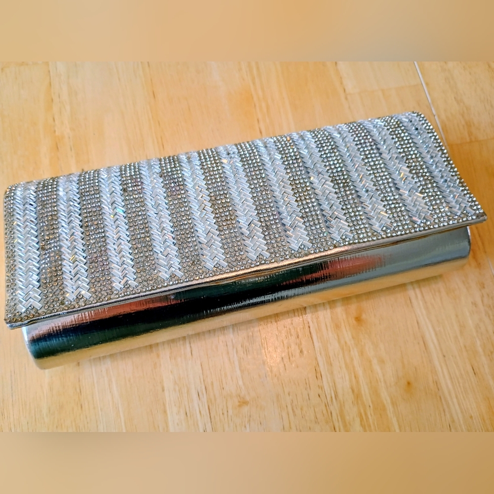 RSVP by Charming Charlie Silver Formal Clutch Purse Glass Stones